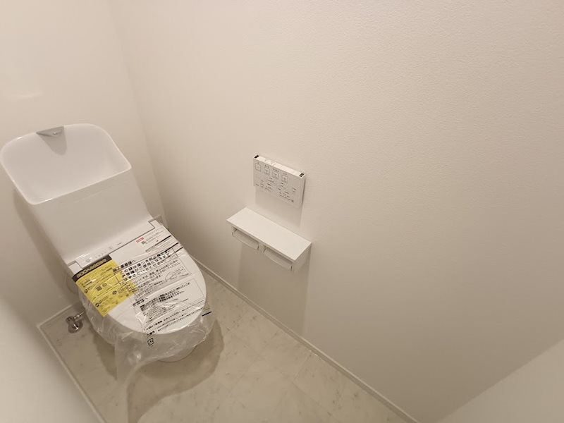 トイレは1.2階にあります 高槻市南松原町新築一戸建 その他