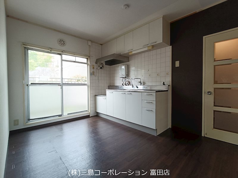高槻塚原台ハイツ6号棟　1階部分 その他