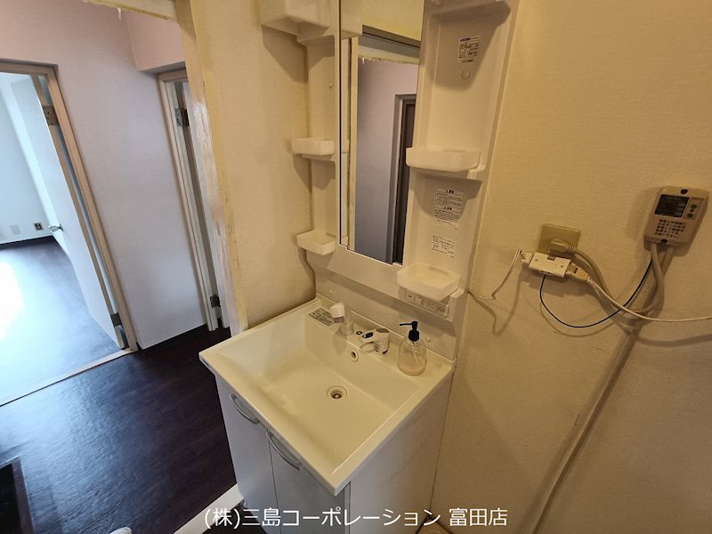 高槻塚原台ハイツ6号棟　1階部分 その他