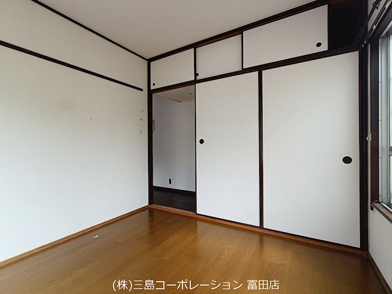 高槻塚原台ハイツ6号棟　1階部分 その他