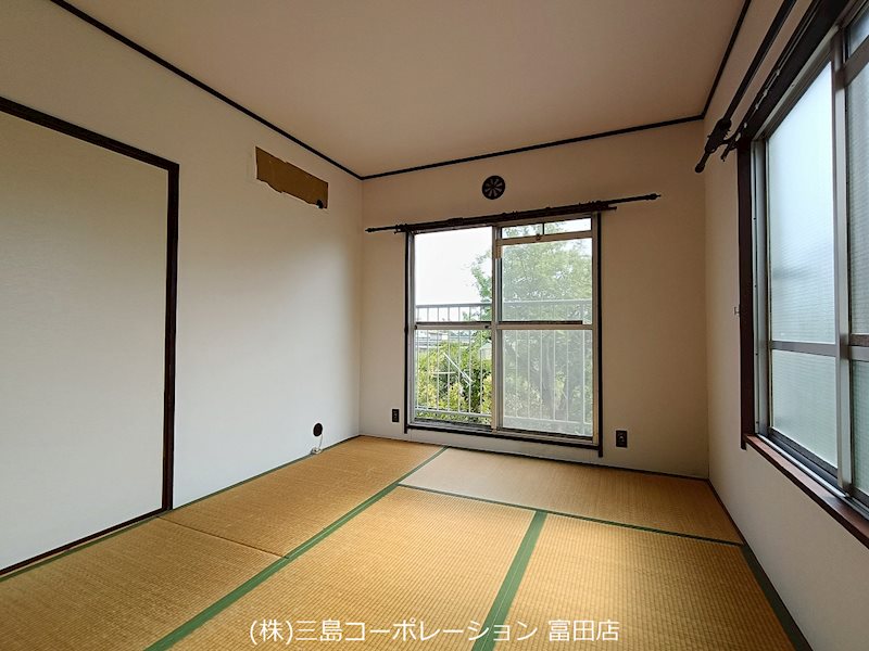 高槻塚原台ハイツ6号棟　1階部分 その他