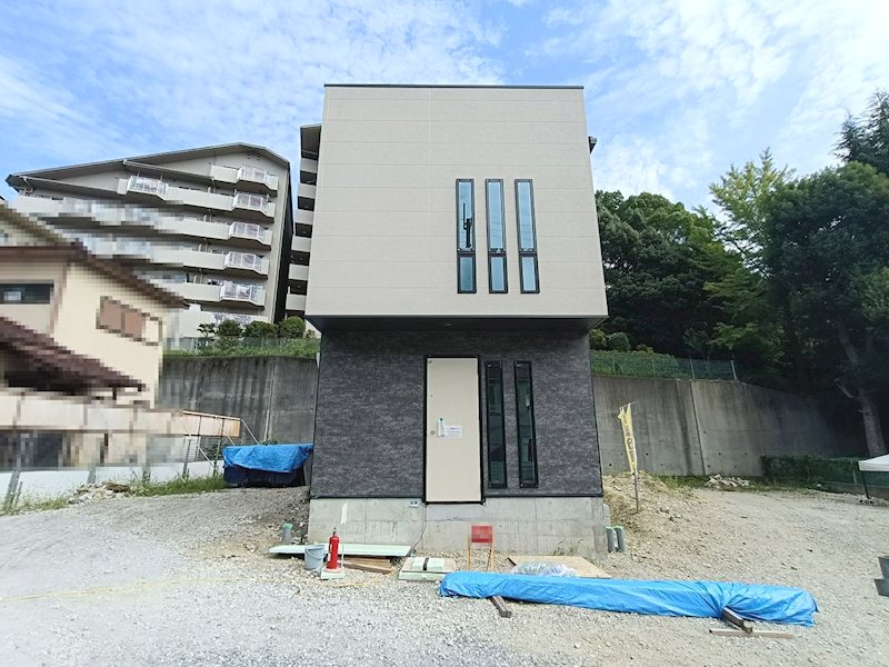 高槻市真上町6丁目　2号地　新築一戸建 外観写真