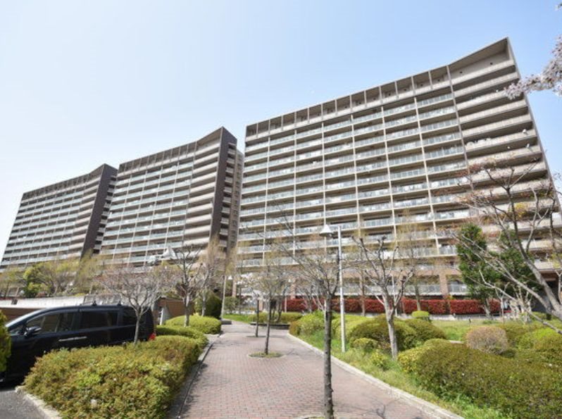 リバティパーク枚方B棟 外観写真