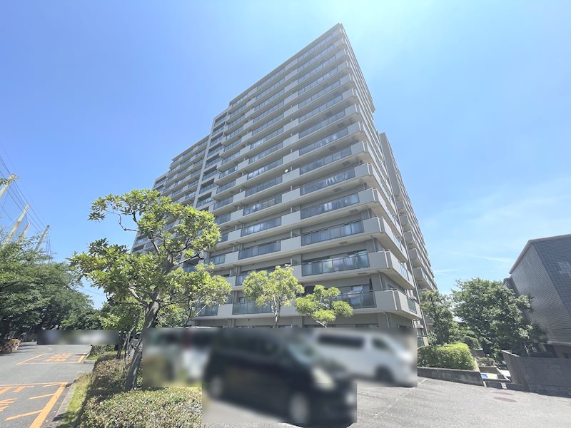 オークヒルズ香里 六番館 外観写真