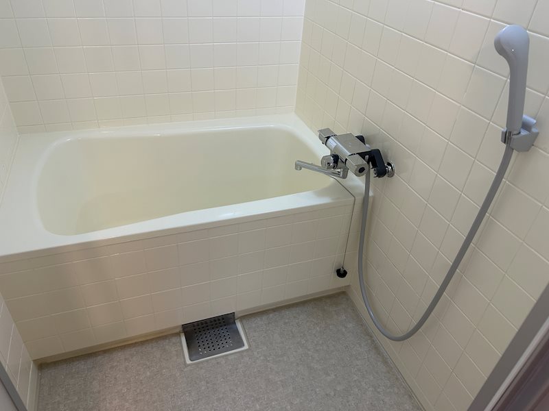 綺麗なお風呂で1日の疲れを癒やしてください。(令和7年7月 浴室蛇口交換 水量と温度調整ができます。) メロディハイム茨木A棟 その他