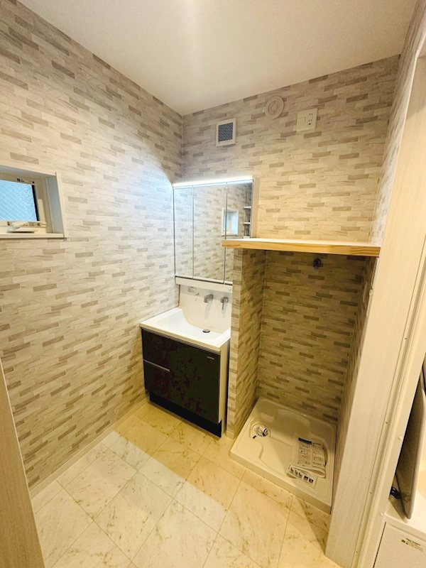 乾太くんが設置できる棚と仕込み配管工事済 高槻市安満中の町 新築一戸建 その他