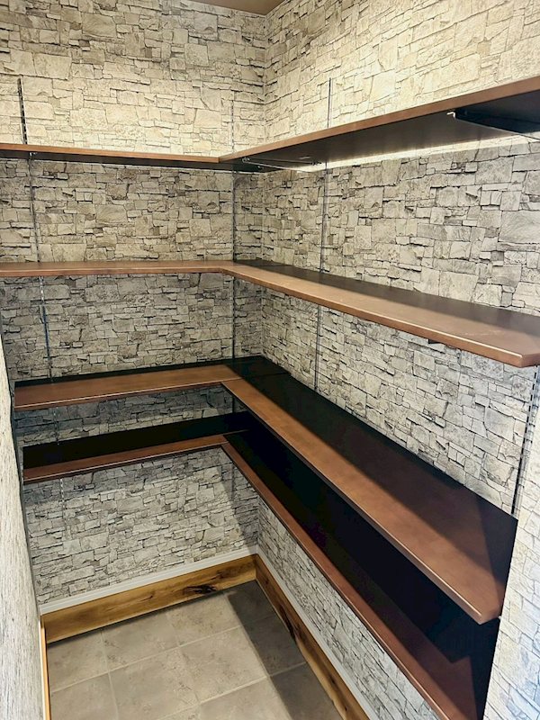 シューズクローク付 高槻市安満中の町 新築一戸建 その他