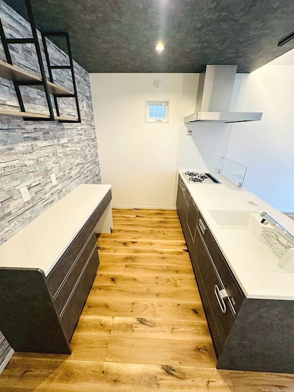 フラット対面キッチンを採用 高槻市安満中の町 新築一戸建 その他