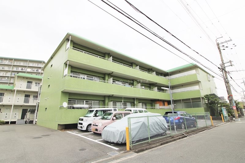三晃グリーンマンション鳥飼 外観写真