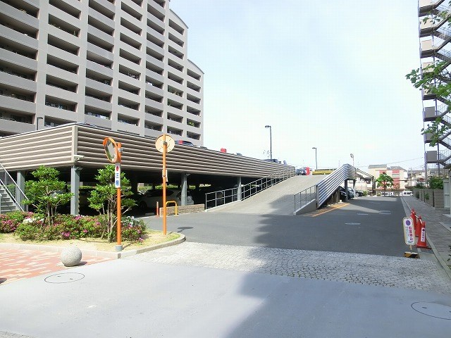 ジオ茨木学園町六番館 その他