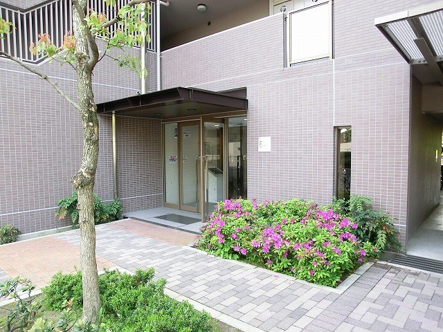 ジオ茨木学園町六番館 その他