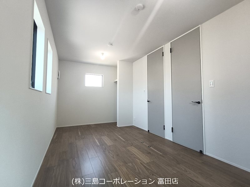 将来的に2部屋に分けられるお部屋になっています!(洋室約4.5帖の2部屋) コンフォート氷室町Ⅱ 3号地 その他