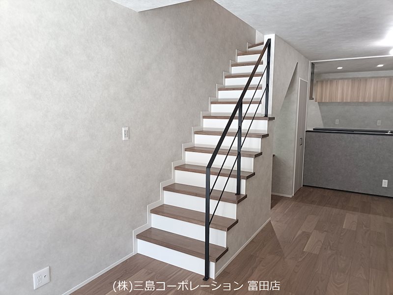 お子様の帰りなどがわかるリビング階段 コンフォート氷室町Ⅱ 3号地 その他