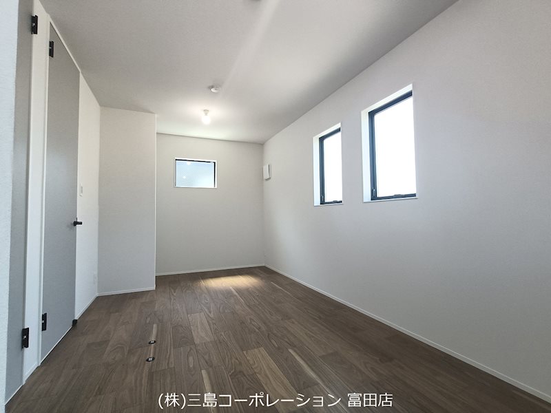 将来的に2部屋に分けれるお部屋になっています!(洋室約4.5帖の2部屋) コンフォート氷室町Ⅱ 3号地 その他
