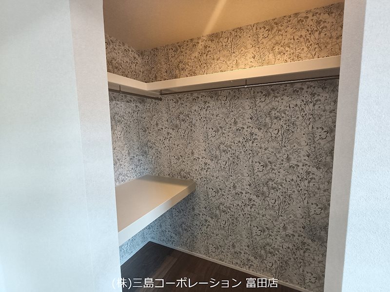 洋室6.75帖 ウォークインクローゼット コンフォート氷室町Ⅱ 3号地 その他