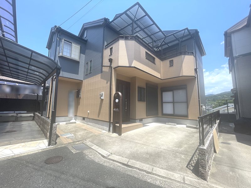 交野市私市6丁目一戸建 （再生住宅) 外観写真
