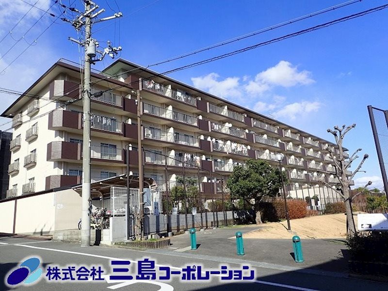 春日丘グリーンハイツA棟   外観写真