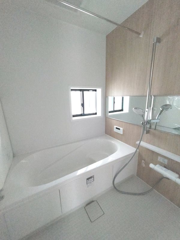 暖房換気乾燥機付1616サイズユニットバス ゆったりと一日の疲れを癒やしてください 北楠葉町全2区画新築分譲住宅B号棟 その他