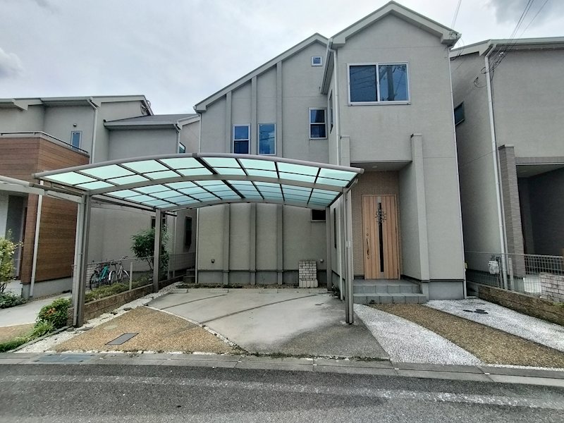 茨木市真砂玉島台　中古一戸建  外観写真