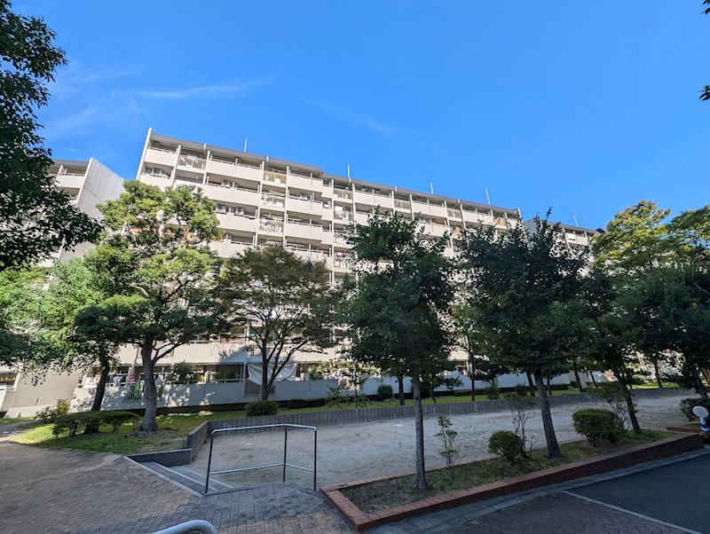 公社千里山田第一次住宅A8棟   外観写真