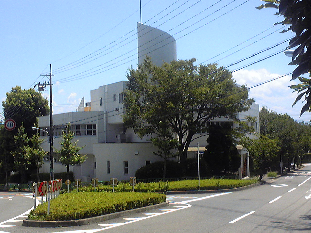 サニー幼稚園 茨木市山手台3丁目 中古一戸建 周辺画像1