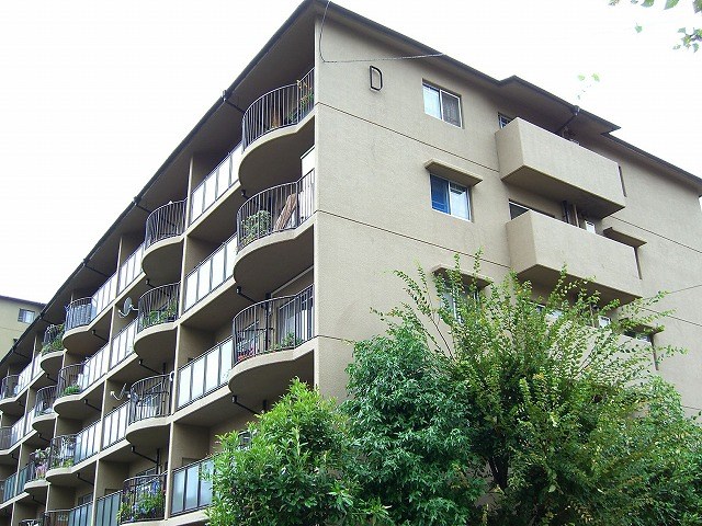 メゾン千里丘D棟　オーナーチェンジ 外観写真