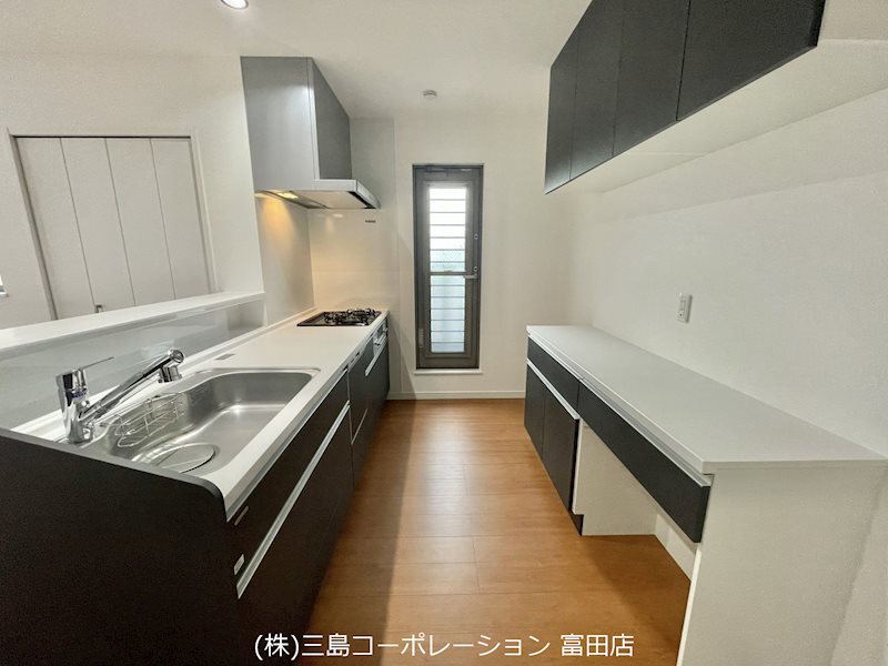 同社施工例写真(キッチン) 高槻市赤大路町 建築条件付売土地 その他