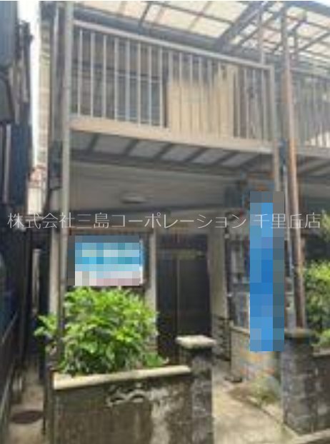 摂津市鶴野1丁目 中古テラスハウス　オーナーチェンジ物件 外観写真