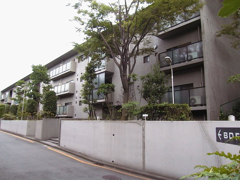 茨木南春日丘プライムタウンB棟  外観写真