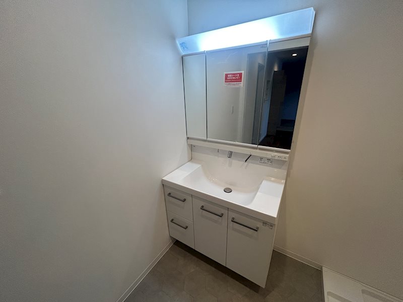 茨木市鮎川3丁目　中古一戸建（未入居物件）　2号地 その他