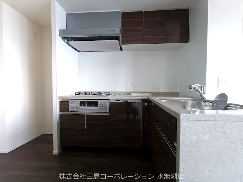 ブランニード阪急水無瀬 内観写真（キッチン）