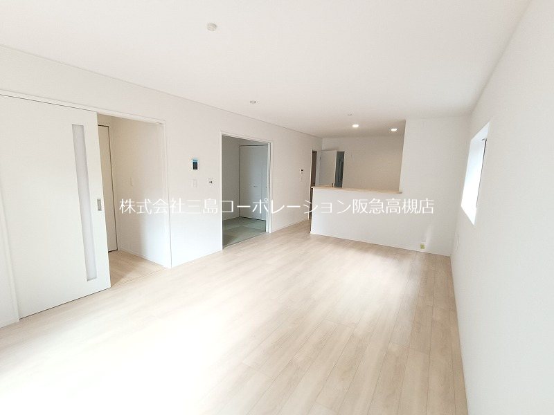 高槻市野田1丁目2号棟　新築一戸建 外観写真