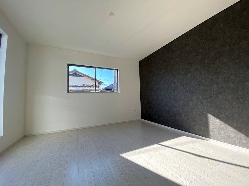 WIC付バルコニーに面した洋室8帖 天野が原町4丁目限定1邸新築分譲住宅  その他