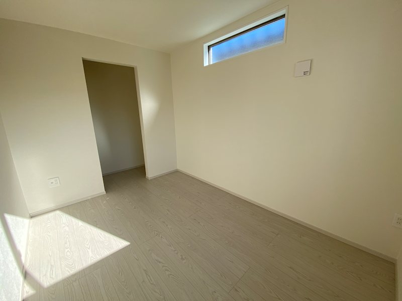 クローゼット付き5.1帖 洋室 お子様のお部屋にいかがでしょうか 天野が原町4丁目限定1邸新築分譲住宅  その他