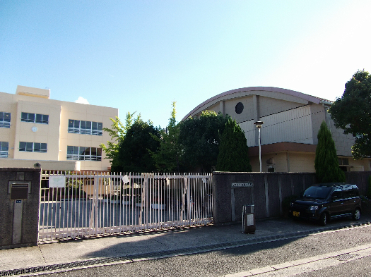 茨木市立穂積小学校 茨木市下穂積4丁目 中古一戸建 周辺画像1
