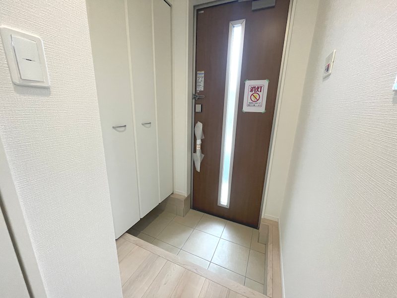シューズボックスがあることで玄関をスッキリ保てます 香里園山之手町Cradlegarden全3棟新築分譲地内1号棟 その他