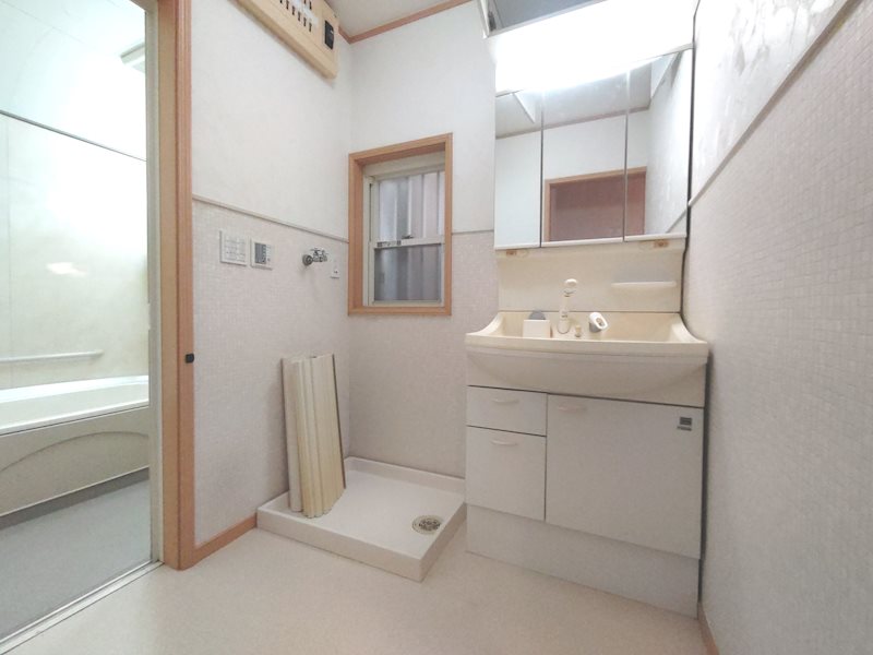 約2帖の洗面脱衣室 交野市私部西4丁目一戸建 その他