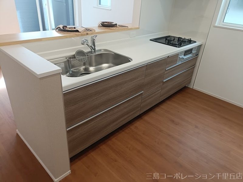 ご家族の様子を見守りながらお料理ができる人気の対面キッチン♪ 第1南別府町 新築一戸建 2号地 その他