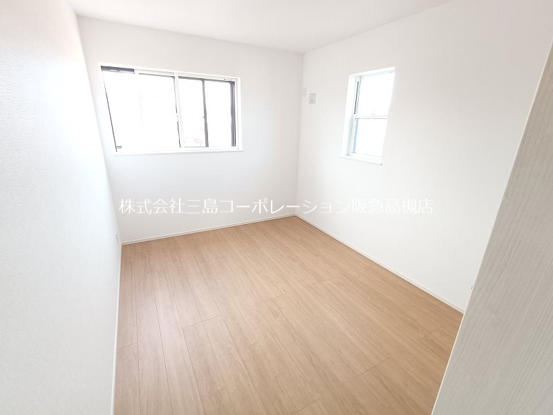 3階洋室6.5帖 高槻市津之江町2丁目 新築一戸建 その他