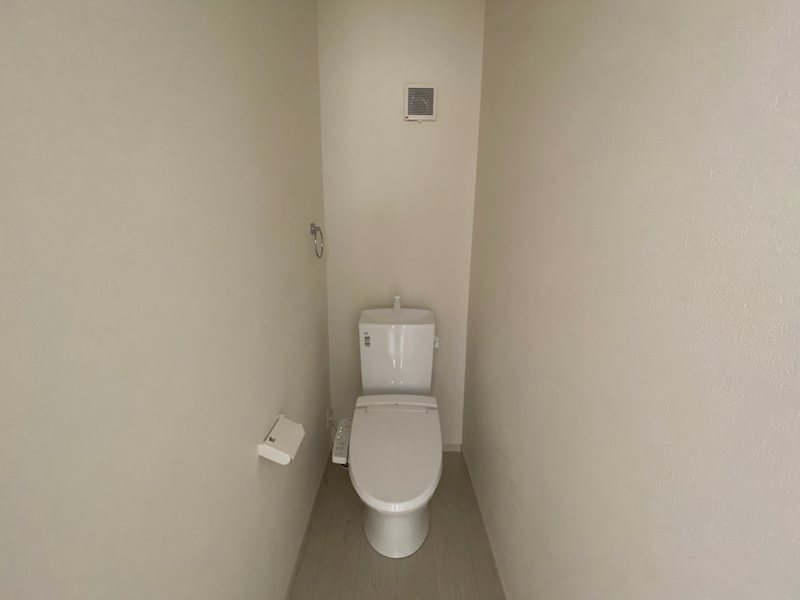 2階 清潔感あるトイレ 天野が原町4丁目限定1邸新築分譲住宅  その他