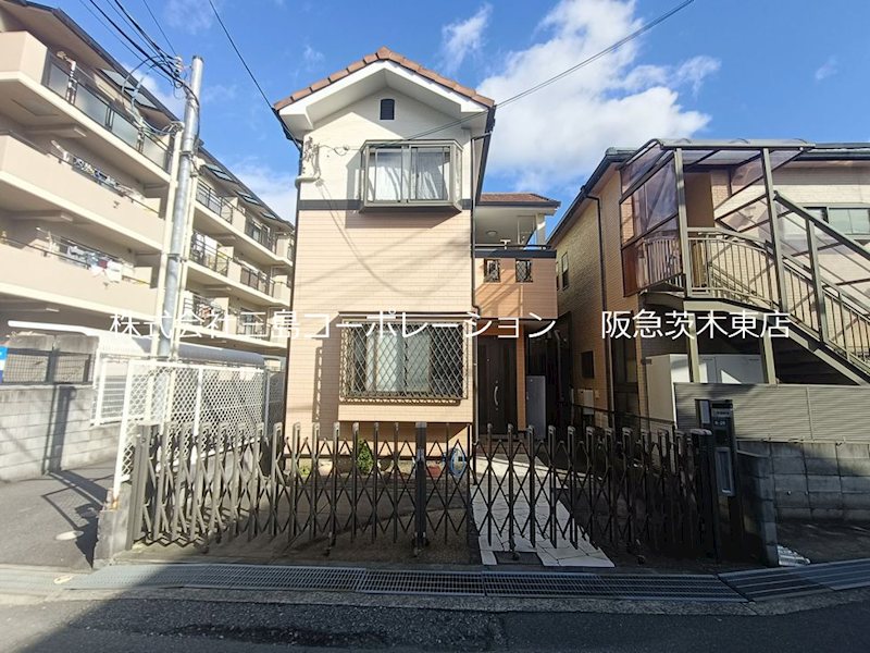 茨木市中津町　中古一戸建 外観写真