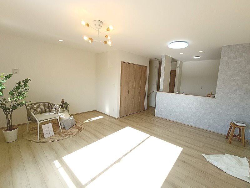 高槻市柱本6丁目　新築一戸建 外観写真