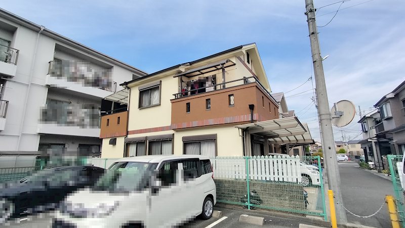 敷地南側は駐車場につき陽当たり良好 茨木市上野町 中古一戸建 その他