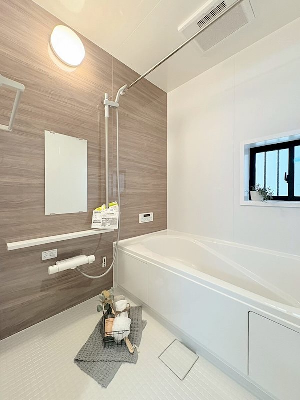 暖房換気乾燥機付ユニットバス 1616サイズでゆったりと一日の疲れを癒やしてください 香里ケ丘12丁目Hartfulltown限定1邸新築分譲住宅 その他