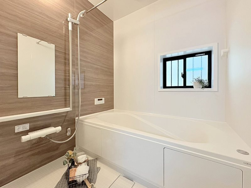 暖房換気乾燥機付ユニットバス 1616サイズでゆったりと一日の疲れを癒やしてください 香里ケ丘12丁目Hartfulltown限定1邸新築分譲住宅 その他