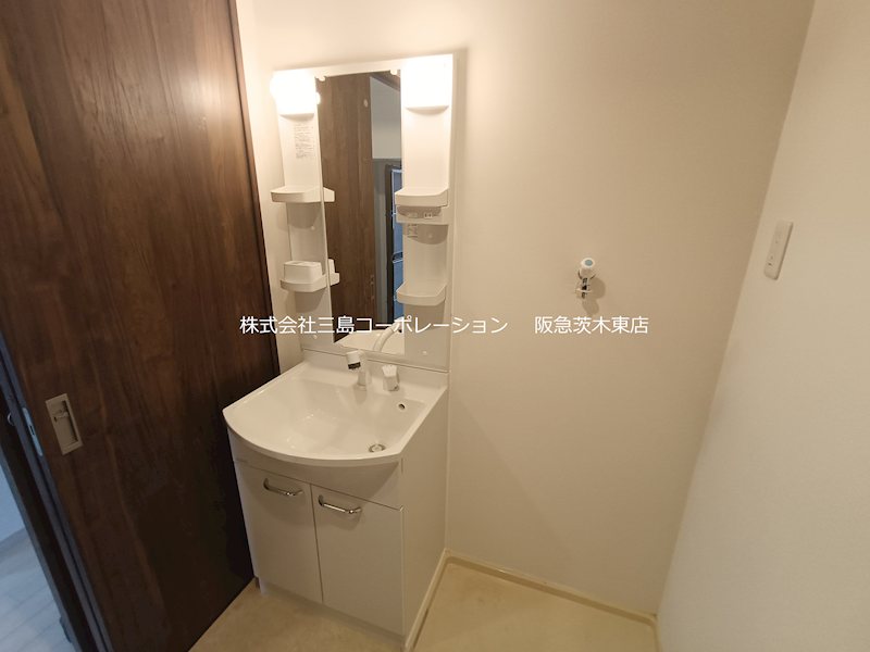 白川高層住宅11号棟 内観写真（洗面台・洗面所）