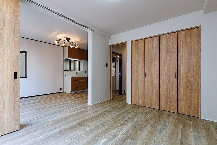 和室を洋室へ間取り変更し、広いLDKになりました♪ 島本町東大寺3丁目 中古一戸建 その他