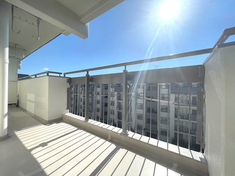 南向きの明るいワイドバルコニー グリーンヒル光善寺住宅第10号棟 その他