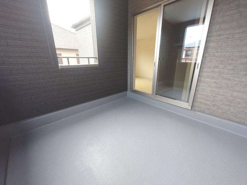 ルーフバルコニーは開放的でいろんな用途で使用できます 楠葉丘1丁目LiveleGardenS限定1邸新築角地分譲住宅 その他