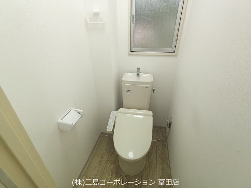 高槻塚原台ハイツ5号棟  内観写真（トイレ）